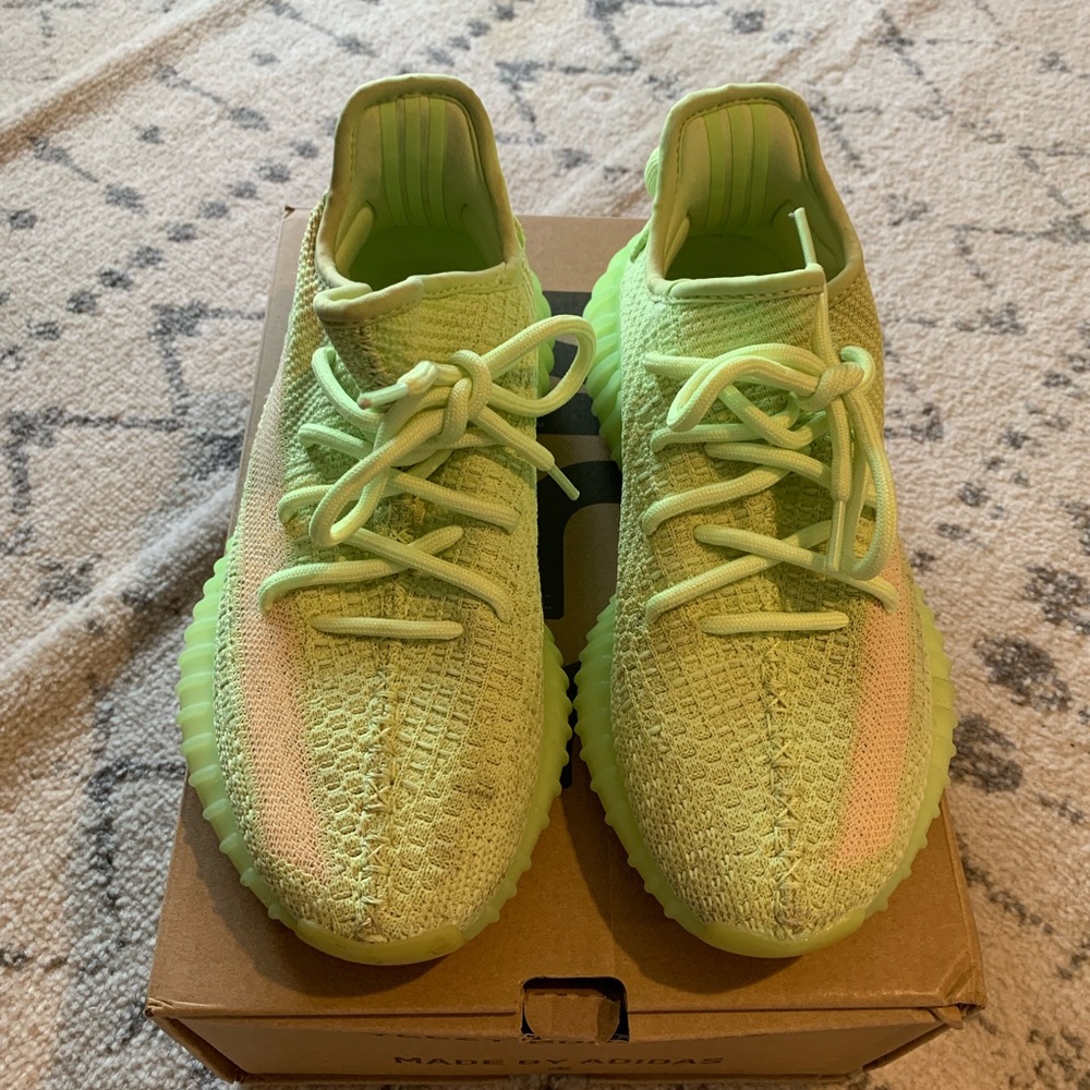 Adidas Yeezy Boost 350 v2 ‘Glow’